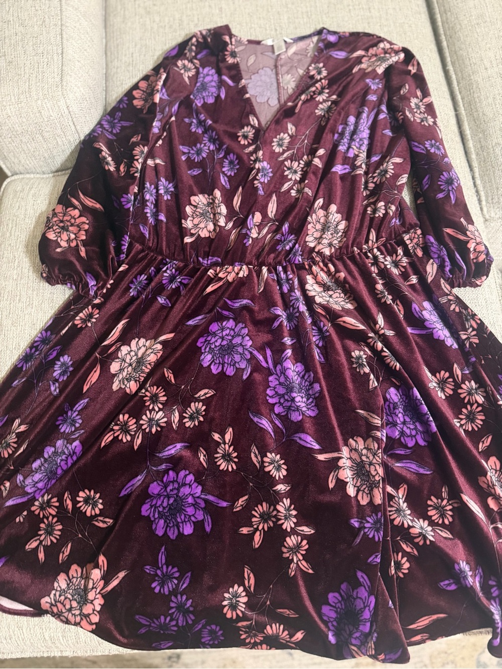 London Times Velvet Feel Moody Floral Bishop Sleeve Midi Dress Plus Size 3X - Picture 10 of 12